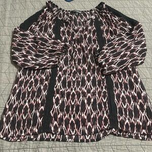 Express Women’s Peasant Top Medium